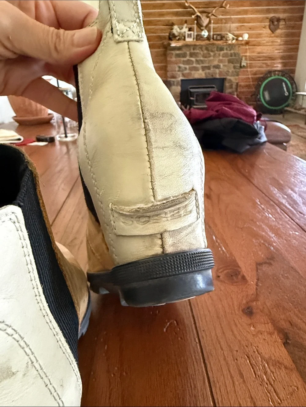 Sorel tan/black/white Chelsea Boot with Black Elastic Sides